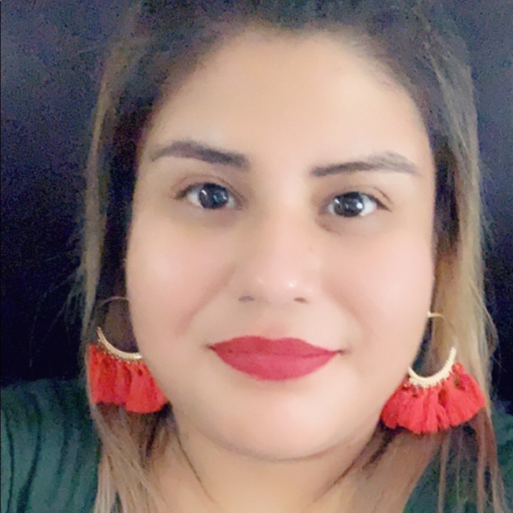 Meet your Posher, Jennifer